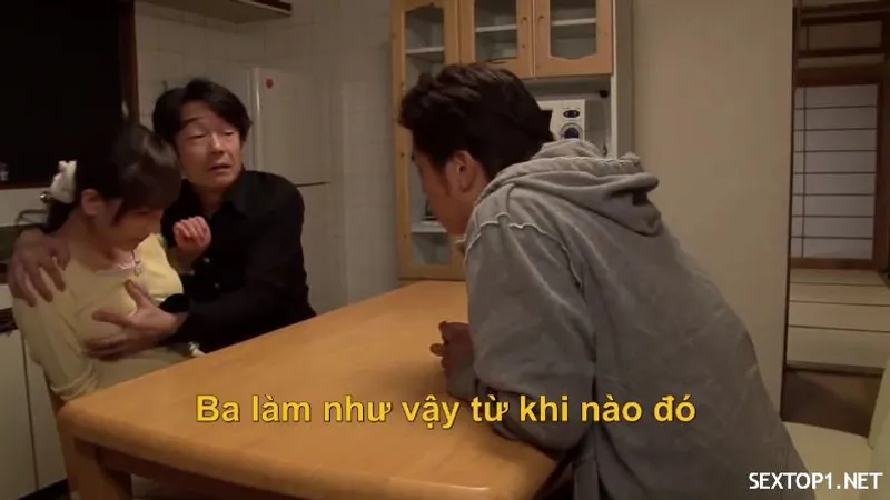 Bố và anh chồng ép quan hệ nàng dâu vietsub